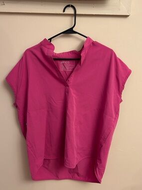 FIGS Women's Rafaela Oversized Scrub Top - Electric Orchid